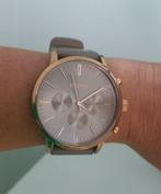 OOZO HORLOGE – LEREN BAND (TAUPE) – ROSEGOUD KAST - UNISEX, Ophalen of Verzenden, Zo goed als nieuw, Polshorloge