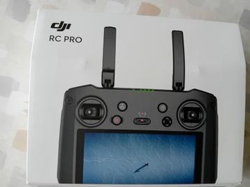 DJI  RC pro smartcontroller (mavic serie , mini 3 pro  serie beschikbaar voor biedingen