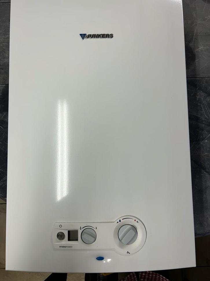 Chaudière à eau chaude Junkers 17 lit/min, Bricolage & Construction, Chauffe-eau & Boilers, Comme neuf, Boiler, Enlèvement