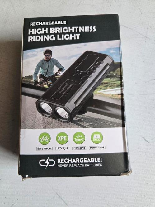 Krachtige LED voor op de fiets, Fietsen en Brommers, Fietsaccessoires | Fietsaccu's, Zo goed als nieuw, Ophalen of Verzenden