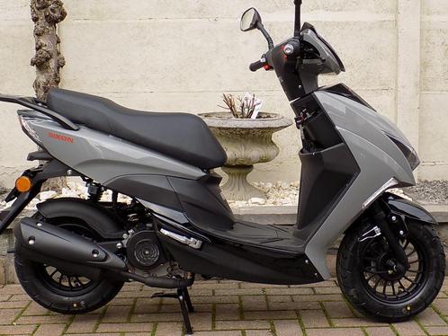 nieuwe TNT scooter DIXION 50cc klasse A 25km/uur , Vélos & Vélomoteurs, Scooters | Marques Autre, Neuf, Classe A (25 km/h), Essence