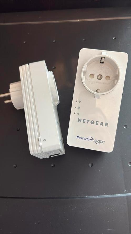 NETGEAR Powerline 500 Passthru Adapter (XAV5401), Computers en Software, Powerlines, Zo goed als nieuw, Ophalen