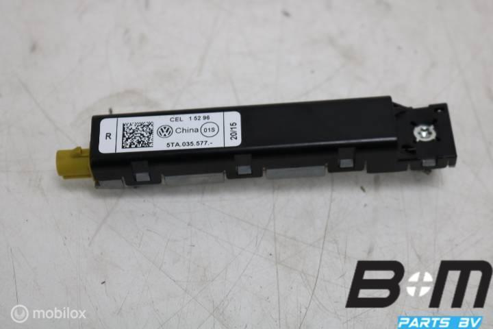 Antenneversterker VW Touran 5T 5TA035577, Autos : Divers, Autoradios, Utilisé