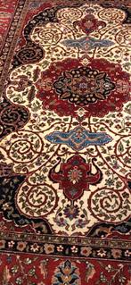 Handgeknoopte tapijt, Ophalen, Zo goed als nieuw