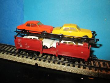 Marklin wagon 4613 avec 4 Taunus 17M beschikbaar voor biedingen