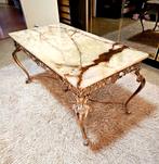 Table basse rectangulaire de style Chippendale., Enlèvement