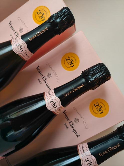Veuve Clicquot - Brut Rosé in Giftbox, Set van 3 fles, 750ml, Verzamelen, Wijnen, Nieuw, Champagne, Frankrijk, Vol, Ophalen of Verzenden