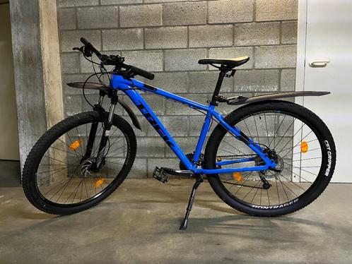 Trek Marlin 7, Fietsen en Brommers, Fietsen | Mountainbikes en ATB, Zo goed als nieuw, Heren, Trek, 45 tot 49 cm, Ophalen