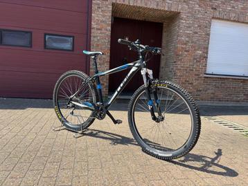 Cube Aim 29” Mountainbike - Maat M - 24 Versnellingen beschikbaar voor biedingen