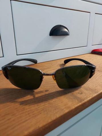 zonnebril ray-ban heren. perfecte staat.?  beschikbaar voor biedingen