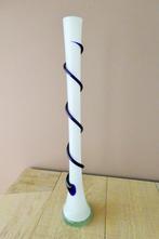 Très Beau Vase Soliflore Vintage Verre Opaline Blanc H.50 cm, Antiquités & Art, Enlèvement