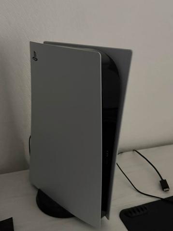 Playstation 5 Digital + 1TB SSD ERIN (WAARDE SSD €200) beschikbaar voor biedingen