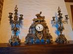 Bronzen pendule met kandelaars., Antiek en Kunst, Ophalen