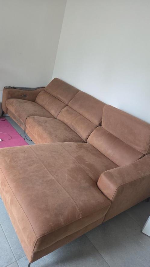 Hoeksalon met elektrisch relaxdeel te koop
Comfortabele hoek, Huis en Inrichting, Slaapkamer | Slaapbanken, Zo goed als nieuw
