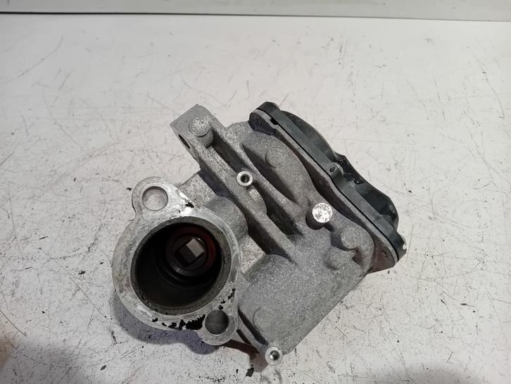 EGR KLEP Opel Vivaro (01-2014/12-2019) (147102408r), Auto-onderdelen, Uitlaatsystemen, Opel, Gebruikt