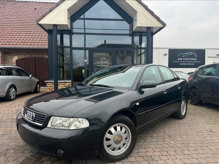 Audi A4 1.8Benzine Automaat 130.000km Airco leder Topstaat!, Auto's, Audi, Bedrijf, Ophalen
