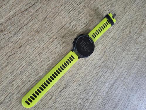Garmin Forerunner 735XT, Handtassen en Accessoires, Sporthorloges, Zo goed als nieuw, Zwart, Afstand, Calorieverbanding, Conditie