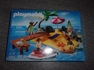 PLAYMOBIL: familie boot, eiland en surfclub. (4 sets) beschikbaar voor biedingen