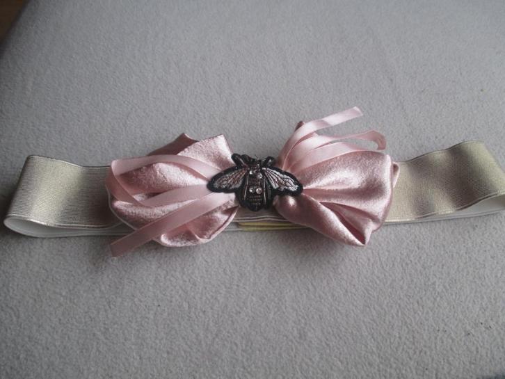 riem met vlinder en versiering nieuw, Kleding | Dames, Riemen en Ceinturen, Nieuw, Heupriem, 5 cm of meer, Overige kleuren, Ophalen of Verzenden