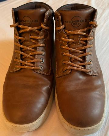 Schoenen, 2 keer gedragen maat 42 beschikbaar voor biedingen