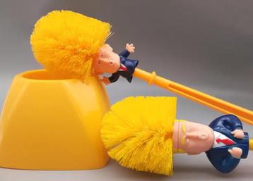 toiletborstel Trump beschikbaar voor biedingen