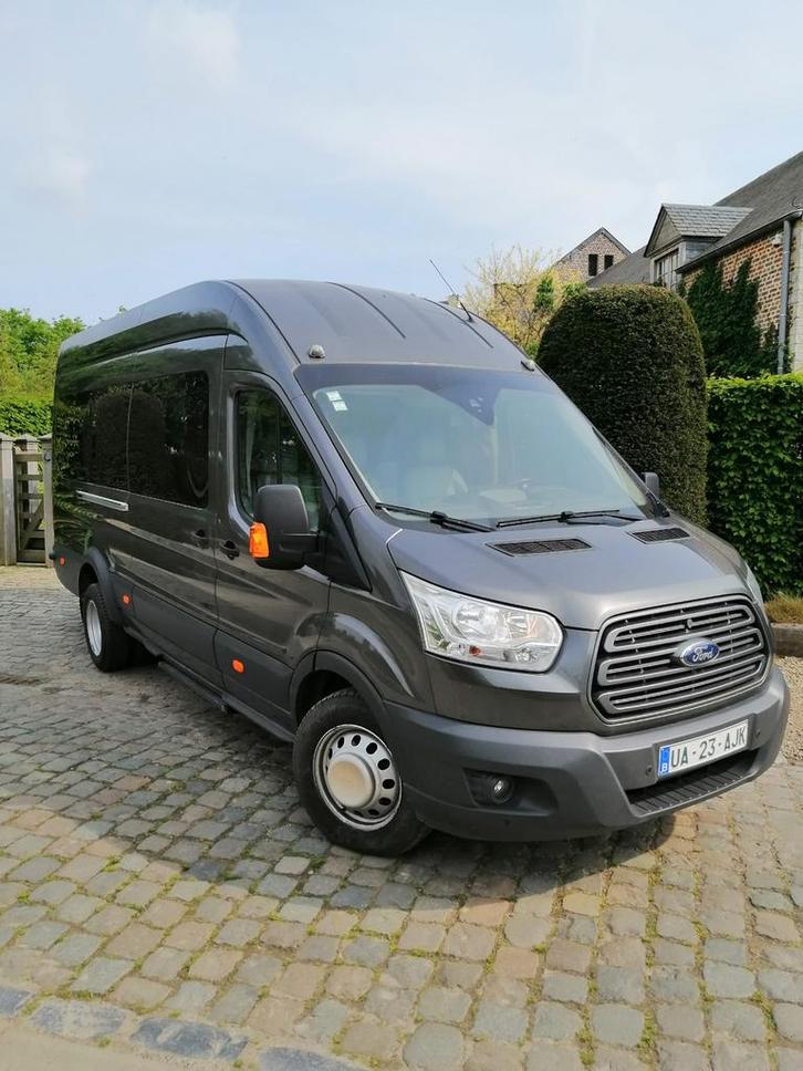 Minibus ford transit showroom met 18 zitplaatsen, Auto's, Ford, Particulier, Transit, 4x4, Aangepast voor mindervaliden, ABS, Achteruitrijcamera