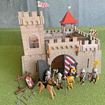 Playmobil kasteelset 3667 beschikbaar voor biedingen