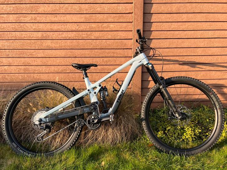 Trek Slash 8 Gen 6 M/L 2025, Fietsen en Brommers, Fietsen | Mountainbikes en ATB, Nieuw, Heren, Trek, Fully, Ophalen