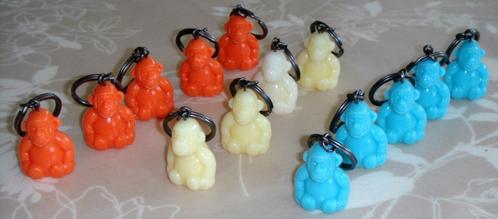 Porte-clés mini (3 cm) singe KIPLING en plastique dur neuf, Verzamelen, Sleutelhangers, Nieuw, Overige typen, Ophalen of Verzenden