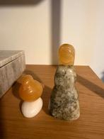 2 Russische beeldjes: vrouw en vogel, Verzamelen, Ophalen of Verzenden, Gebruikt, Mens