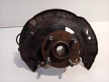 WIELNAAF LINKS VOOR Toyota Yaris II (P9) (01-2005/12-2014) beschikbaar voor biedingen