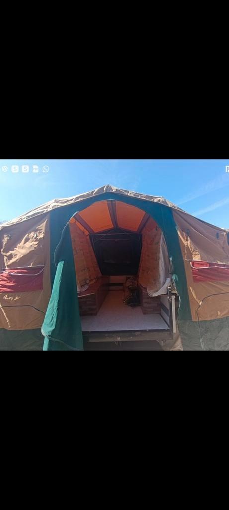 Trigano vouwwagen 6p met groot woonkamerdeel , luifel,keuken, Caravans en Kamperen, Vouwwagens, Ophalen