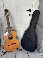 Akoestische Gitaar Cuenca 10 met houder en tas, Muziek en Instrumenten, Ophalen, Zo goed als nieuw, Klassieke of Spaanse gitaar