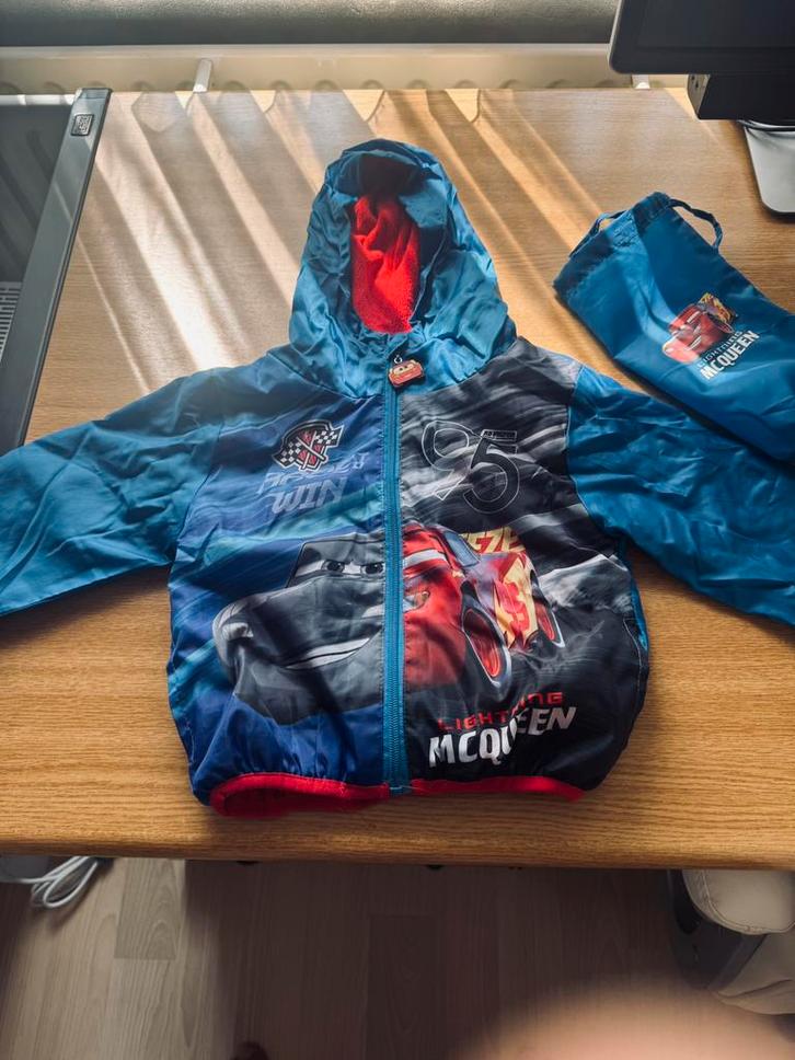 Dikke regenjasje, Kinderen en Baby's, Kinderkleding | Maat 104, Gebruikt, Ophalen