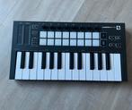 Novation Launchkey Mini, Muziek en Instrumenten, Midi-apparatuur, Ophalen of Verzenden, Zo goed als nieuw