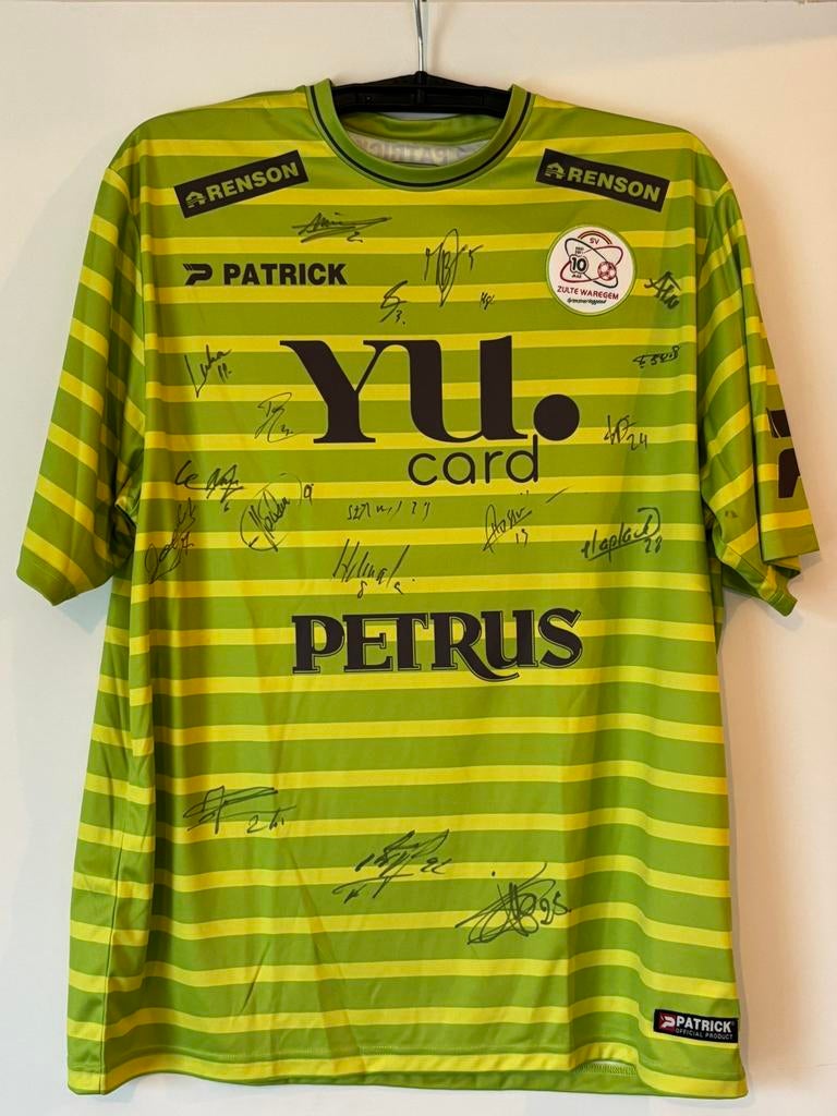 Squad Signed Away Shirt – SV Zulte Waregem 2011/2012, Sport en Fitness, Voetbal, Zo goed als nieuw, Shirt, Ophalen of Verzenden