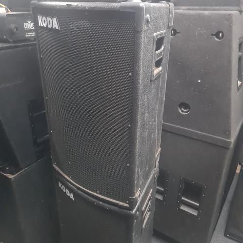 KODA   15 inch 3weg speakers   300 watt, Audio, Tv en Foto, Luidsprekerboxen, Zo goed als nieuw, Ophalen