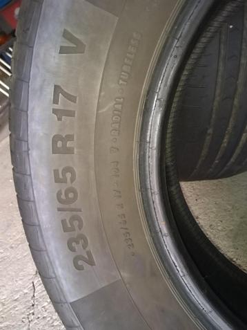 4 X zomerbanden SUV 235/65 R 17 104 V  beschikbaar voor biedingen