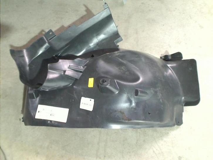 BINNENSPATSCHERM LINKS VOOR Opel Combo Cargo (9817398580-), Auto-onderdelen, Carrosserie, Spatbord, Opel, Voor, Links, Gebruikt