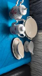 Lot de vaisselle, Antiek en Kunst, Antiek | Servies compleet, Ophalen of Verzenden