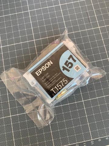 Epson t1575 disponible aux enchères