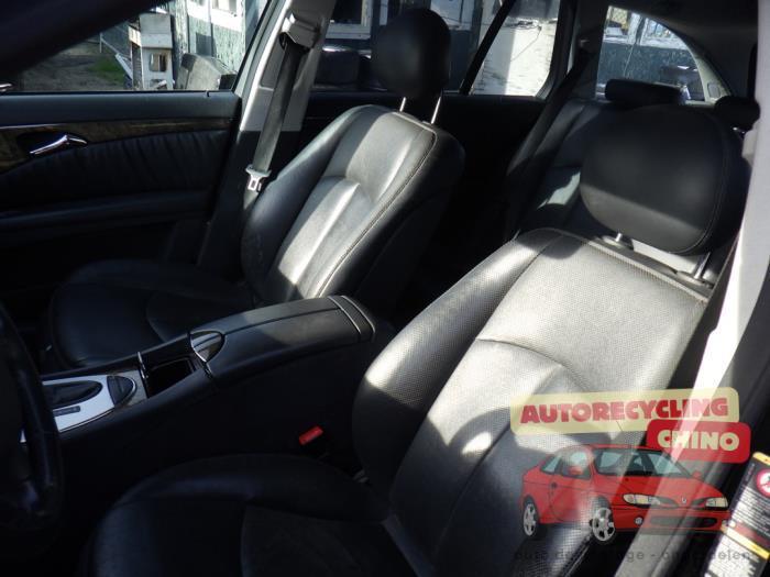 Bekleding Set (compleet) van een Mercedes E-Klasse, Auto-onderdelen, Interieur en Bekleding, Mercedes-Benz, Gebruikt, 3 maanden garantie