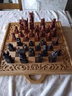 mooi Afrikaans houten schaakspel uniek stuk, 1 ou 2 joueurs, Enlèvement ou Envoi, Neuf
