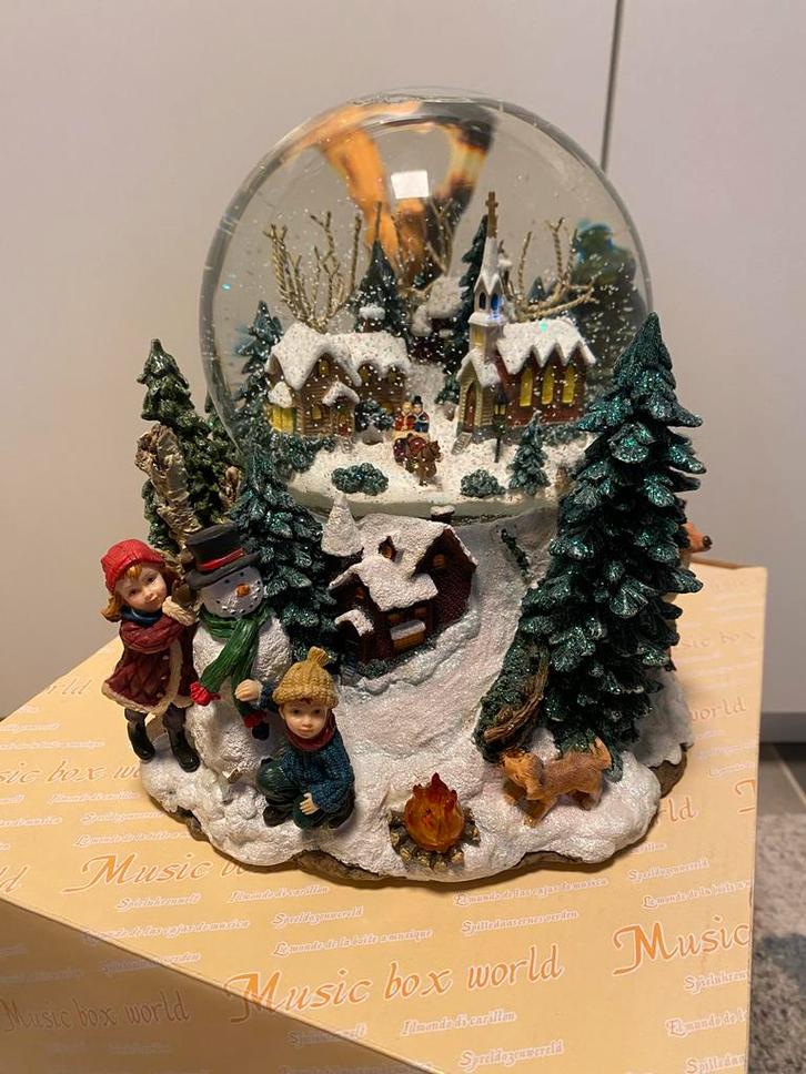 Kerstdecoratie sneeuwbal snowglobe, Divers, Noël, Comme neuf, Enlèvement
