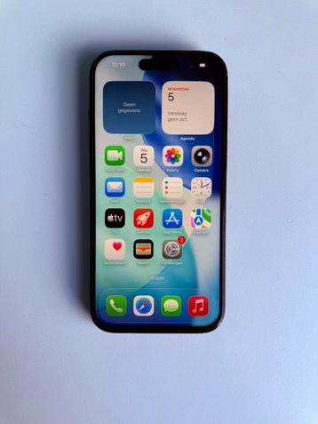 Iphone 15 Navy beschikbaar voor biedingen