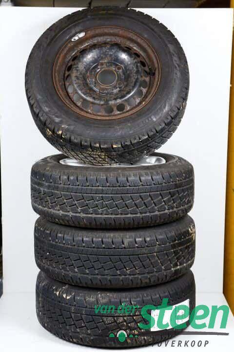 205-65-15 94H Winterset Mini BMW 3 Serie E36 en E46 Winterba, Auto-onderdelen, Banden en Velgen, Banden en Velgen, Winterbanden
