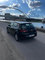 Seat Leon 1.6TDI en excellent état, 5 places, Berline, Noir, Tissu