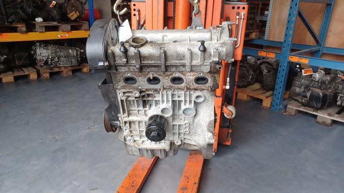 Moteur d'un Volkswagen Golf, Autos : Pièces & Accessoires, Moteurs & Accessoires, Volkswagen, Utilisé, 3 mois de garantie, Enlèvement ou Envoi