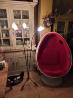 Egg chair, Huis en Inrichting, Zo goed als nieuw, Ophalen