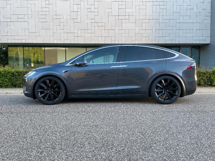 Tesla Model X 100D (batterie électrique 2025 !), Autos, Tesla, Particulier, Model X, Attache-remorque, Électrique, Euro 6, SUV ou Tout-terrain
